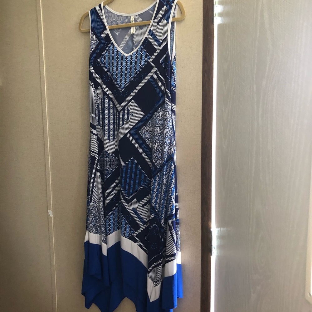 Perseption concept stretchy dress